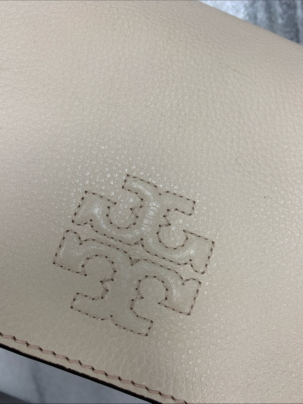 Tory Burch Neutral Beige Pebbled Leather Crossbody with Tassel - Picture 8 of 8